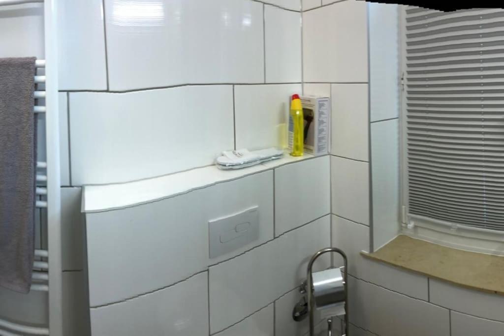 דטמולד Apartmenthaus Am Bahnhof מראה חיצוני תמונה