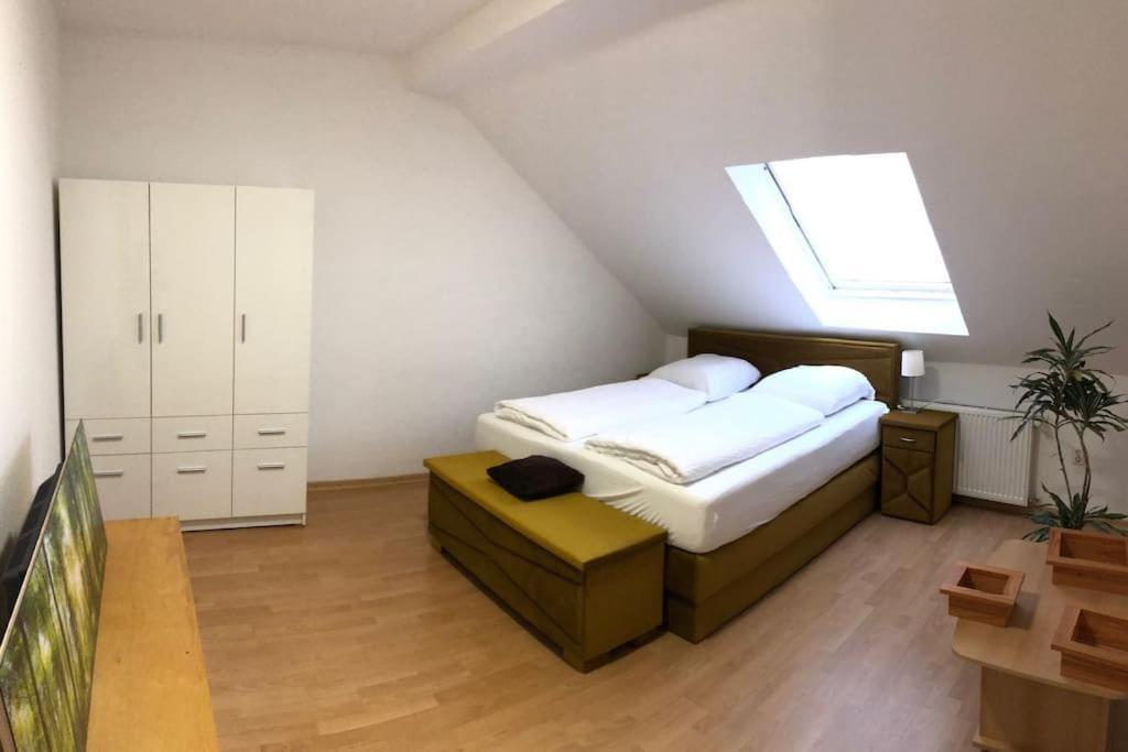 דטמולד Apartmenthaus Am Bahnhof מראה חיצוני תמונה
