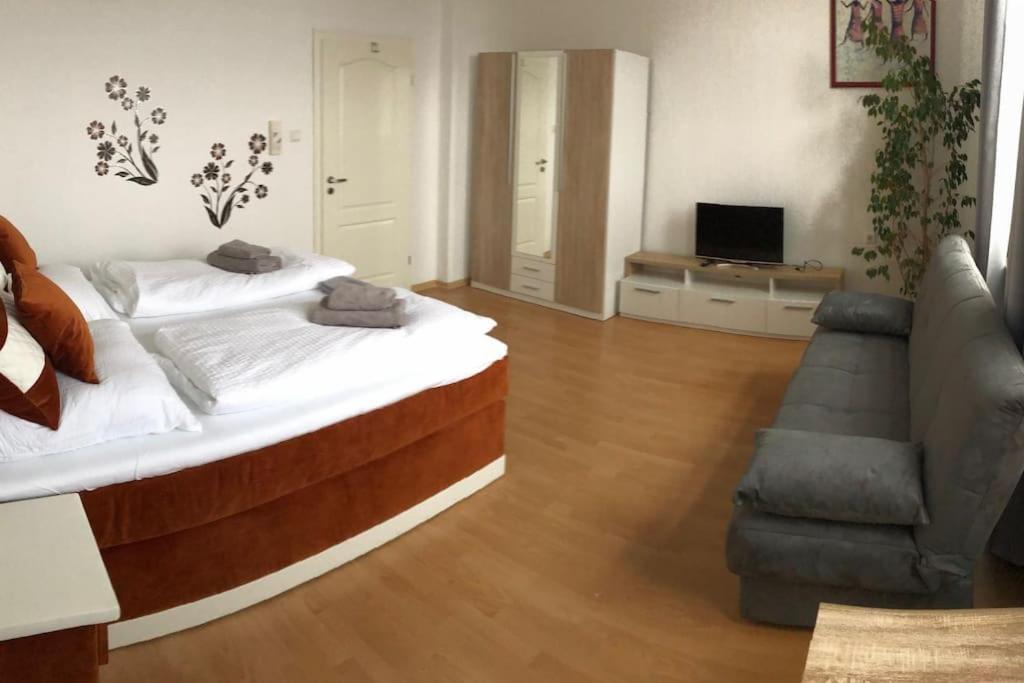 דטמולד Apartmenthaus Am Bahnhof מראה חיצוני תמונה