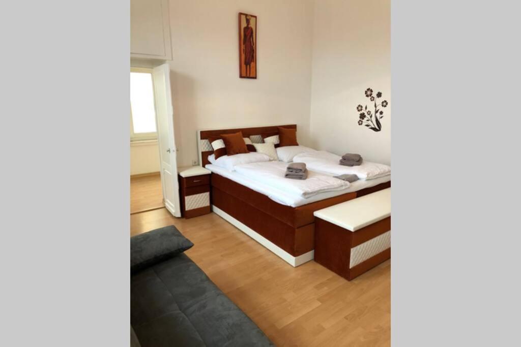 דטמולד Apartmenthaus Am Bahnhof מראה חיצוני תמונה