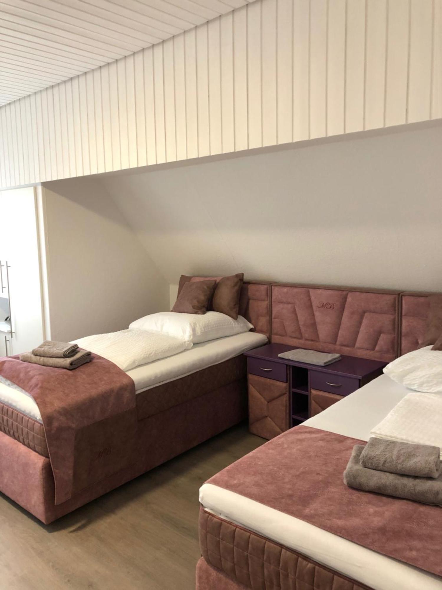 דטמולד Apartmenthaus Am Bahnhof מראה חיצוני תמונה