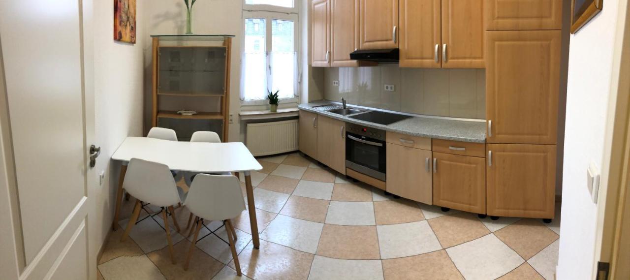 דטמולד Apartmenthaus Am Bahnhof מראה חיצוני תמונה