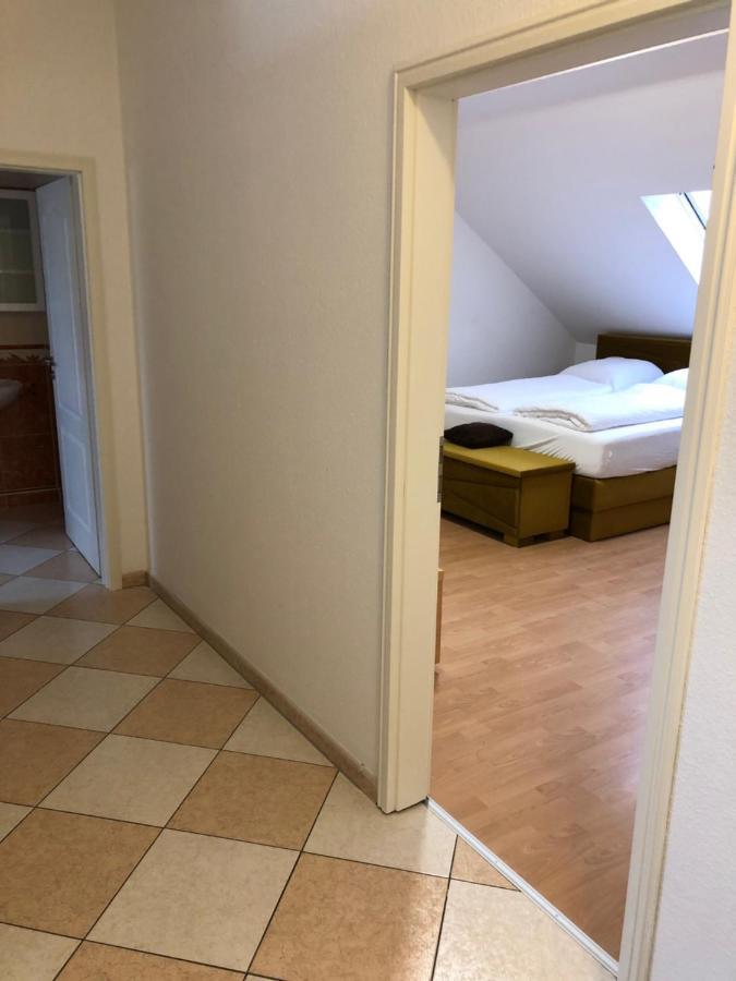 דטמולד Apartmenthaus Am Bahnhof מראה חיצוני תמונה
