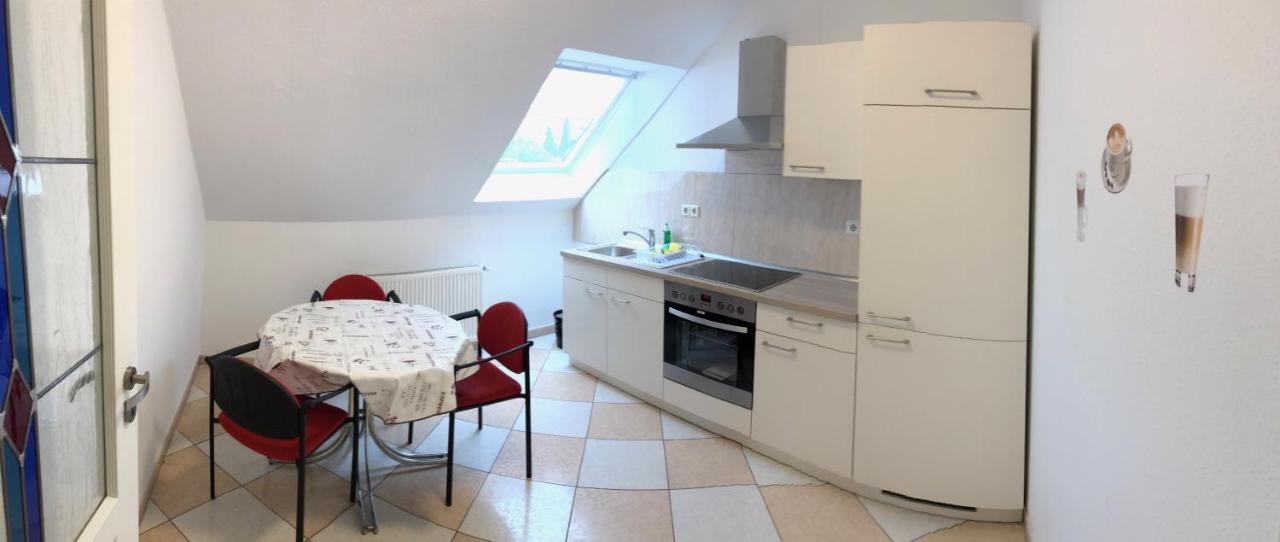 דטמולד Apartmenthaus Am Bahnhof מראה חיצוני תמונה