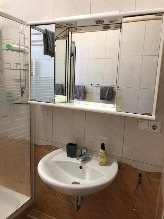 דטמולד Apartmenthaus Am Bahnhof מראה חיצוני תמונה