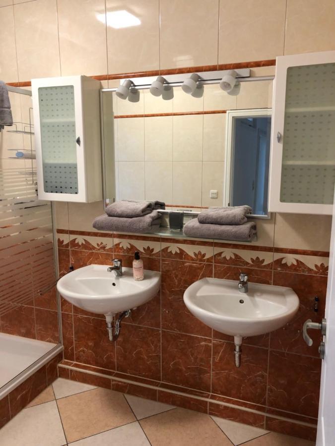 דטמולד Apartmenthaus Am Bahnhof מראה חיצוני תמונה